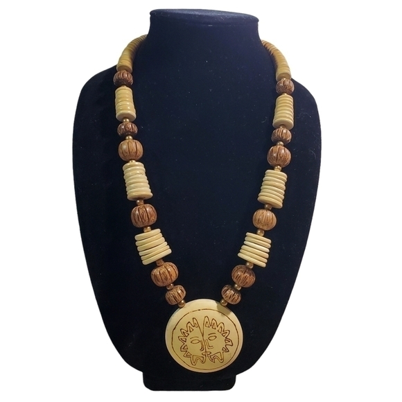 Chunky carved Wood bead burned wood Sun pendant Tribal boho natural Necklace - Picture 1 of 10